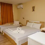 Silitur מלון דירות 3*