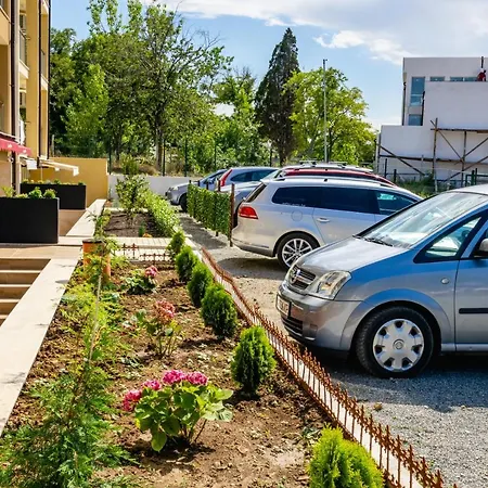 Aparthotel Silitur 3*