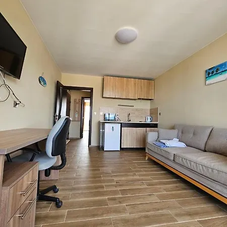 Apart Otel Silitur Ahtopol