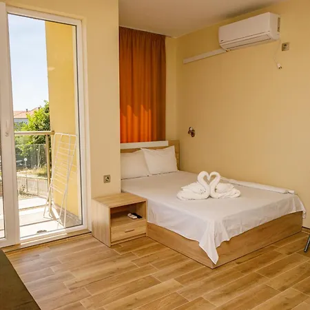 Silitur Aparthotel Ahtopol