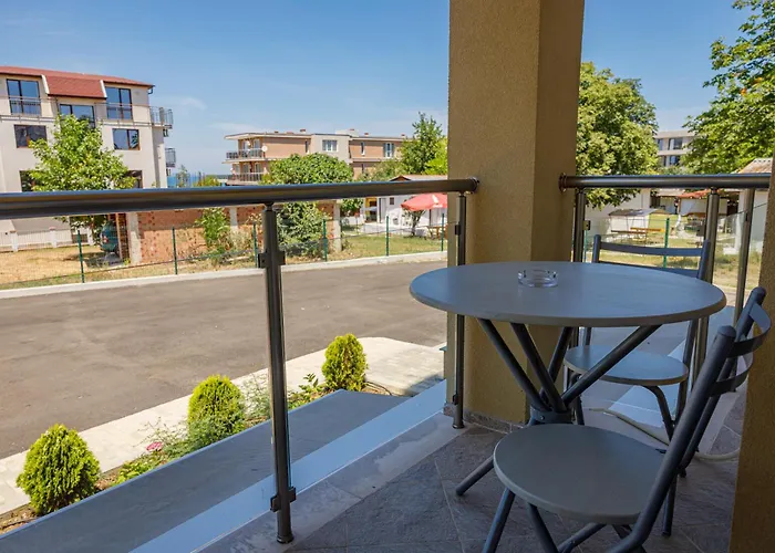 Apart-hotel Silitur 3*